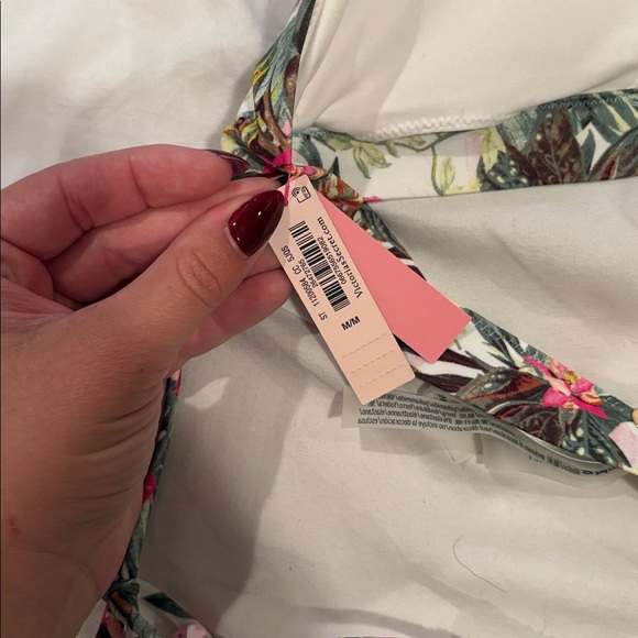 Victoria’s Secret Floral Bikini Set NWT Size M - Picture 4 of 4